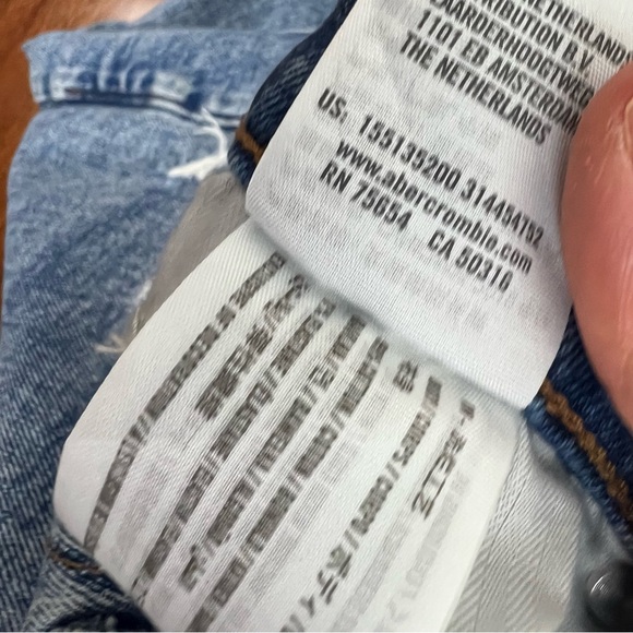 Abercrombie & Fitch The Ankle Straight Patchwork Jean Size 28 / 6 Short - Picture 5 of 7